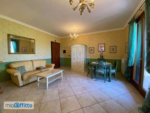 Bilocale arredato con terrazzo Settebagni, salaria