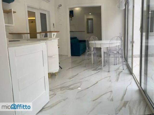 Bilocale arredato con terrazzo Stella