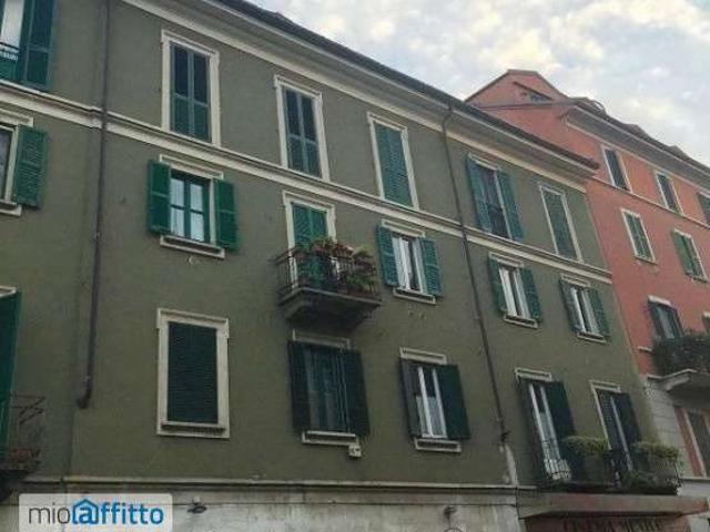 Bilocale arredato con terrazzo P.ta genova, romolo, solari