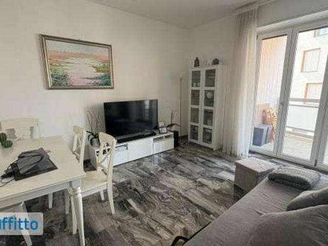 Bilocale arredato con terrazzo P.ta genova, romolo, solari