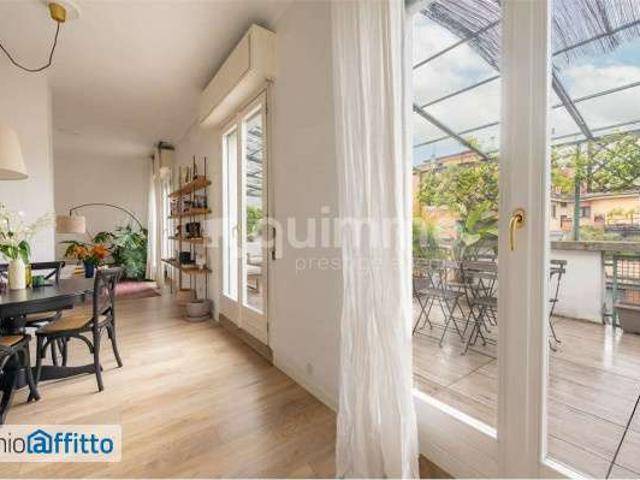Bilocale arredato con terrazzo P.ta genova, romolo, solari
