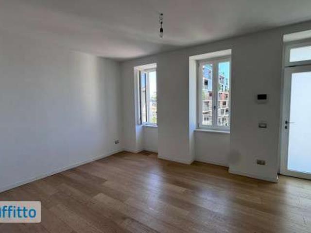 Bilocale arredato con terrazzo P.ta genova, romolo, solari