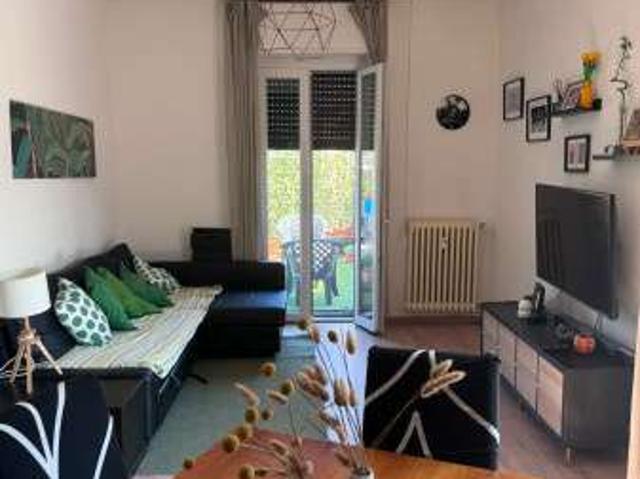 Bilocale arredato con terrazzo Pavia
