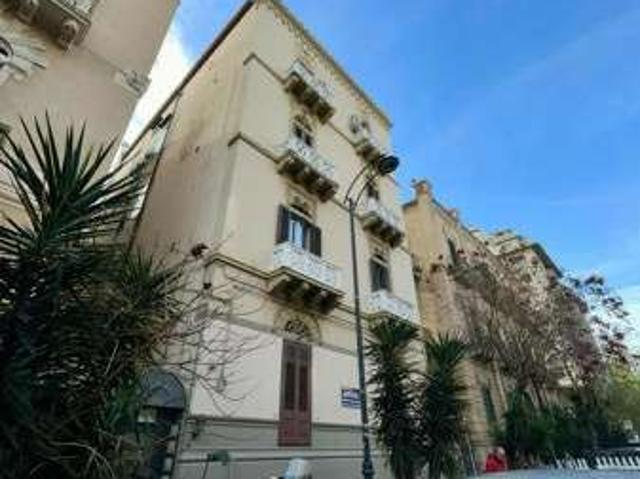 Bilocale arredato con terrazzo Palermo