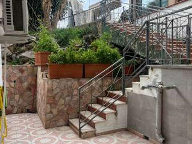 Bilocale arredato con terrazzo Pallavicino