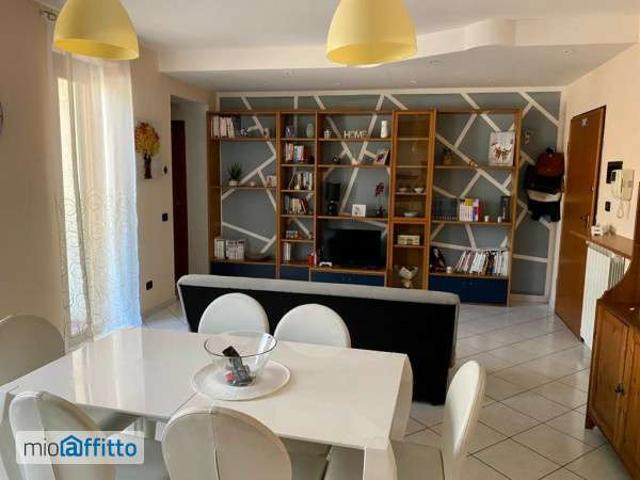 Bilocale arredato con terrazzo Prato