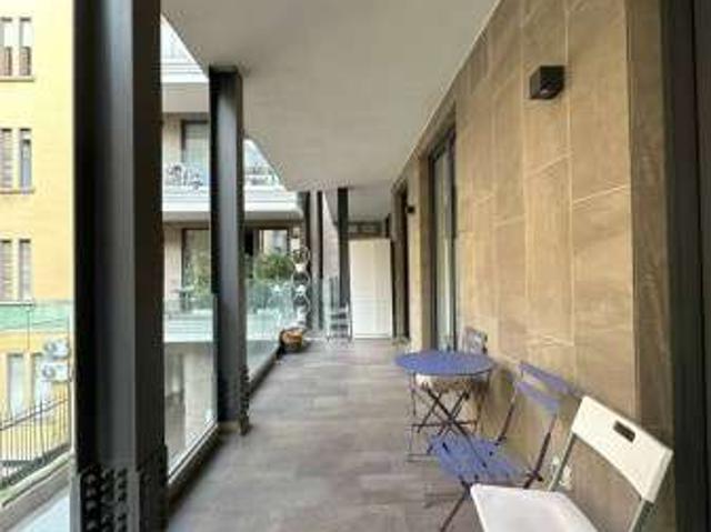Bilocale arredato con terrazzo Repubblica, stazione centrale
