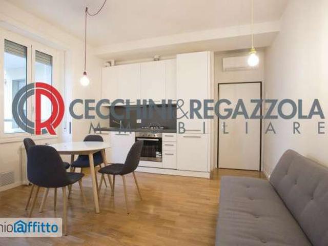 Bilocale arredato con terrazzo Repubblica, stazione centrale