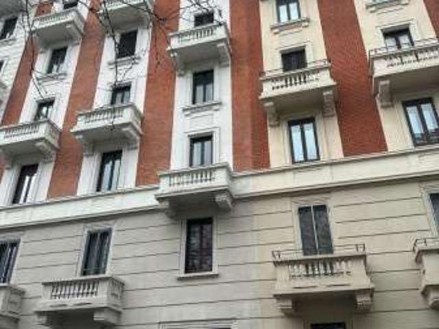 Bilocale arredato con terrazzo Repubblica, stazione centrale
