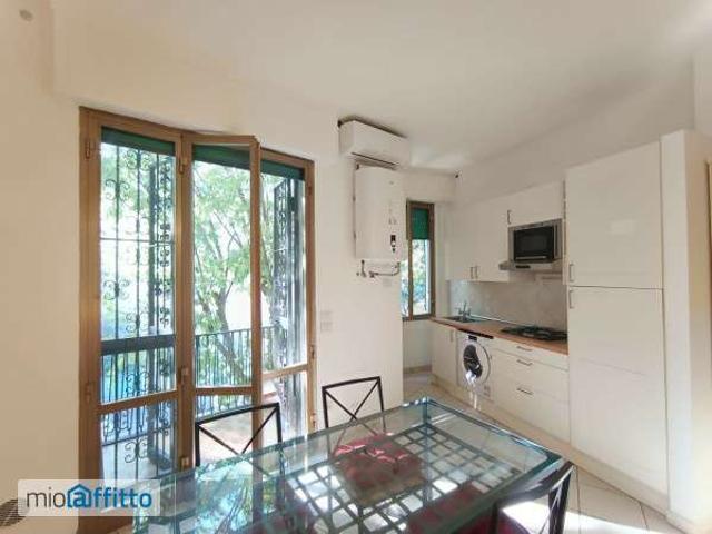 Bilocale arredato con terrazzo Rifredi