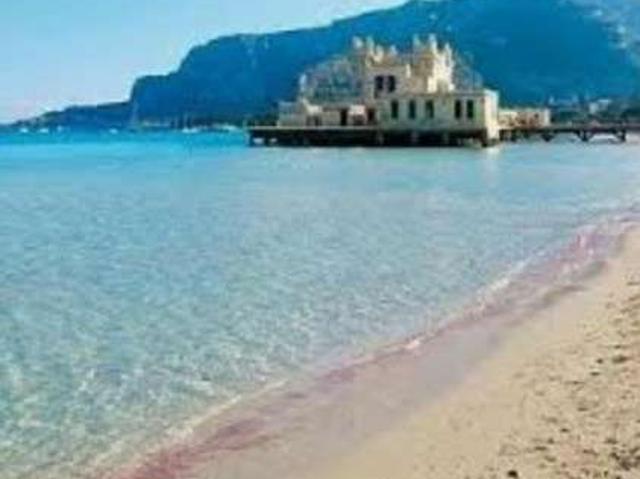 Bilocale arredato con terrazzo Tommaso natale