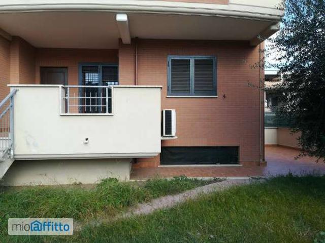 Bilocale arredato con terrazzo Tor vergata, morena, romanina