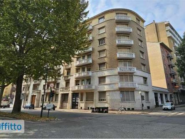 Bilocale arredato con terrazzo Torino