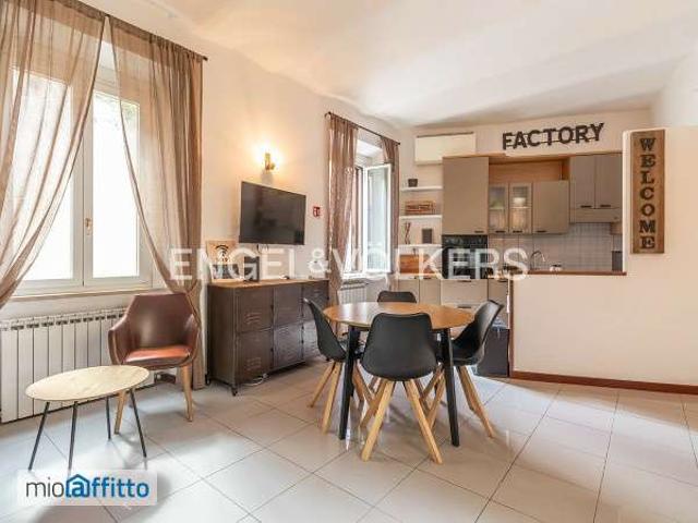 Bilocale arredato con terrazzo Trastevere, aventino, testaccio