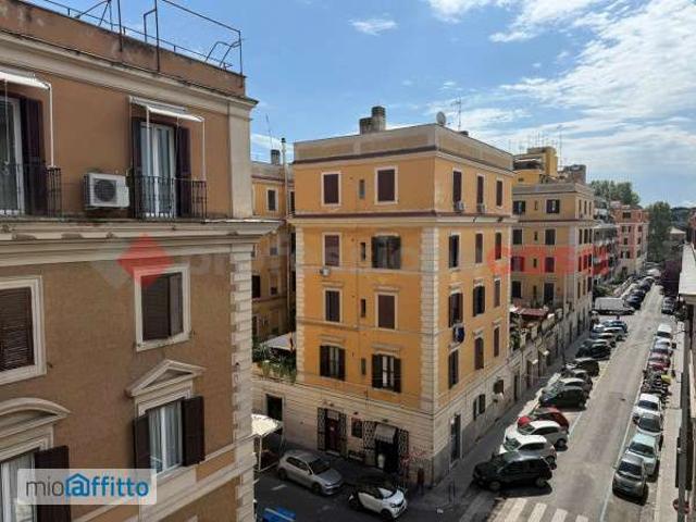 Bilocale arredato con terrazzo Trastevere, aventino, testaccio