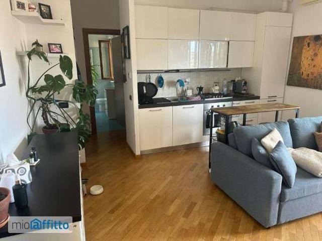 Bilocale arredato con terrazzo Trigoria, spinaceto, tor de cenci, vallerano