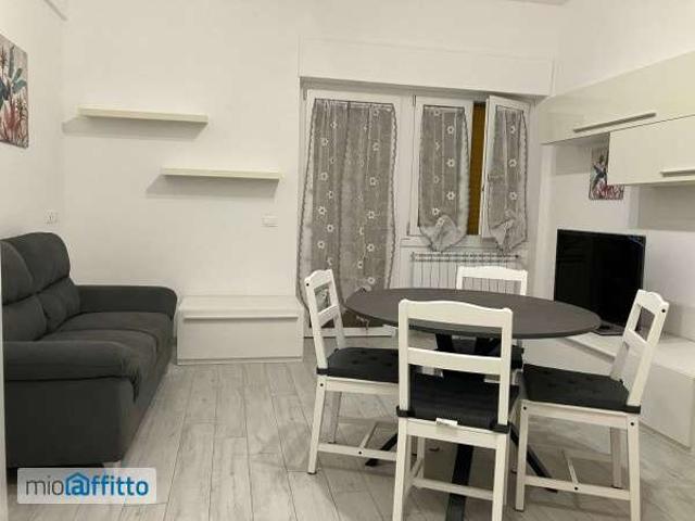 Bilocale arredato con terrazzo Trigoria, spinaceto, tor de cenci, vallerano