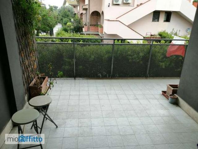 Bilocale arredato con terrazzo Trigoria, spinaceto, tor de cenci, vallerano
