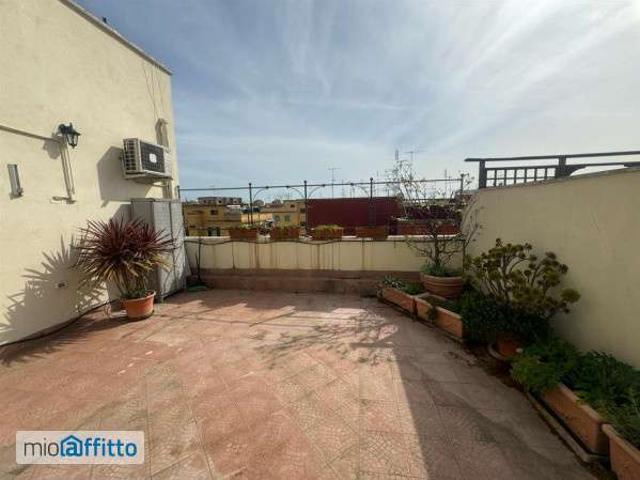 Bilocale arredato con terrazzo Tuscolano, don bosco, cinecittà