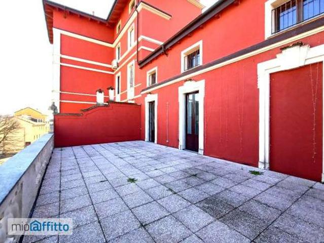 Bilocale arredato con terrazzo V giornate, xxii marzo, porta romana