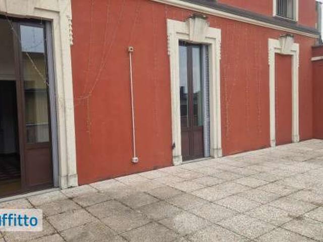Bilocale arredato con terrazzo V giornate, xxii marzo, porta romana