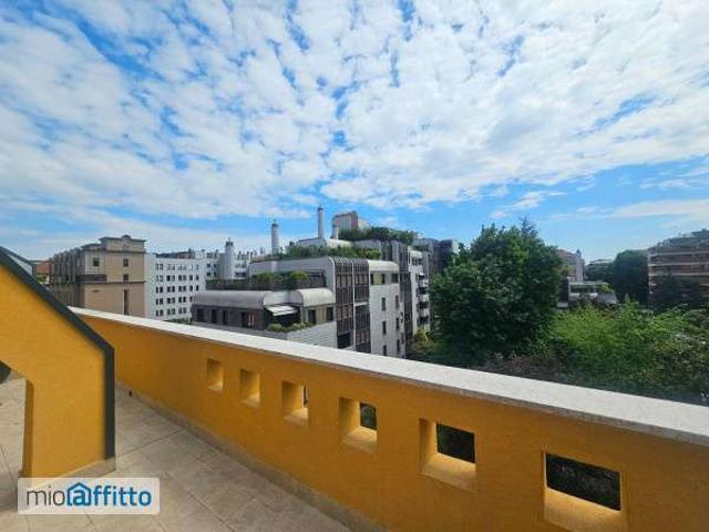 Bilocale arredato con terrazzo V giornate, xxii marzo, porta romana