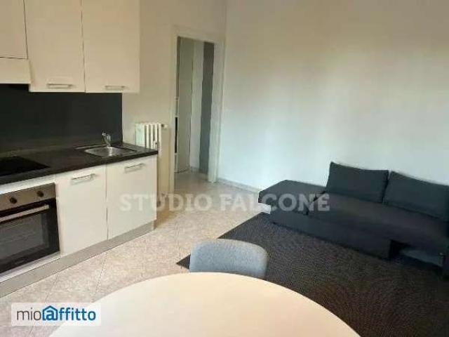 Bilocale arredato De angeli, vercelli, washinghton