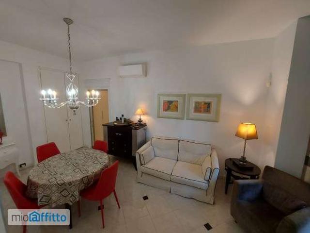 Bilocale arredato De angeli, vercelli, washinghton