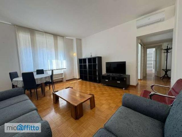 Bilocale arredato De angeli, vercelli, washinghton
