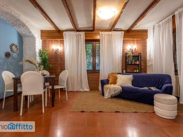 Bilocale arredato Eur, laurentino, checchignola, montagnola, fonte meravigliosa