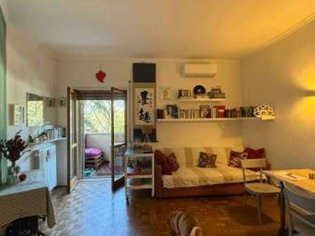 Bilocale arredato Eur, laurentino, checchignola, montagnola, fonte meravigliosa