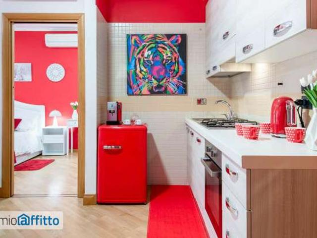 Bilocale arredato Eur, laurentino, checchignola, montagnola, fonte meravigliosa