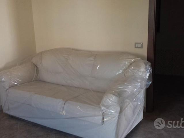 Bilocale arredato in villa