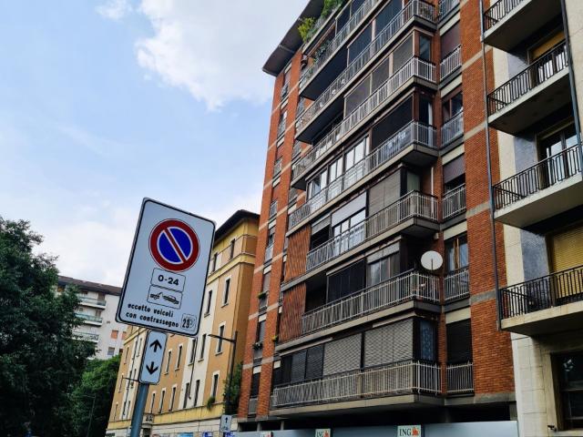 Bilocale arredato in affitto in corso sempione, Milano