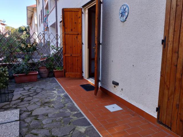 Bilocale arredato in affitto, Rosignano Marittimo caletta