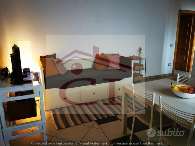 Bilocale arredato in residence cod. 005 12