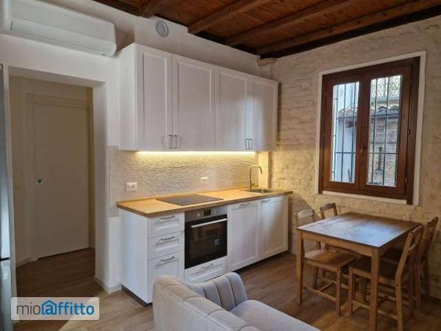 Bilocale arredato Mantova