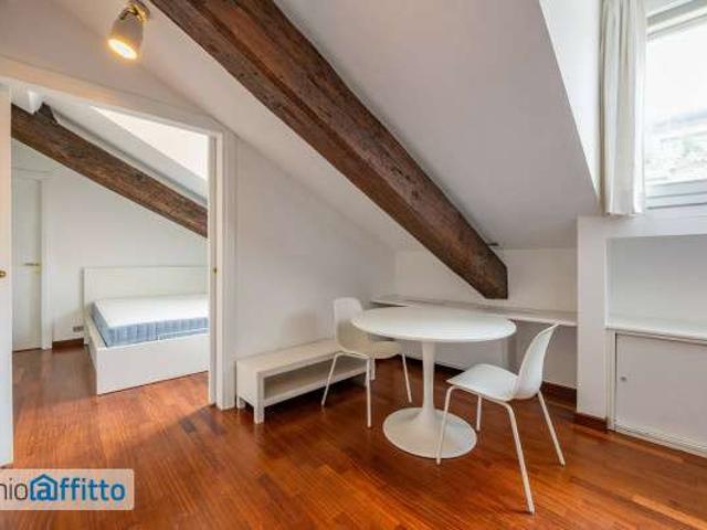 Bilocale arredato Milano