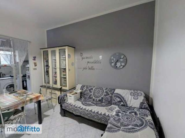 Bilocale arredato Mirafiori nord