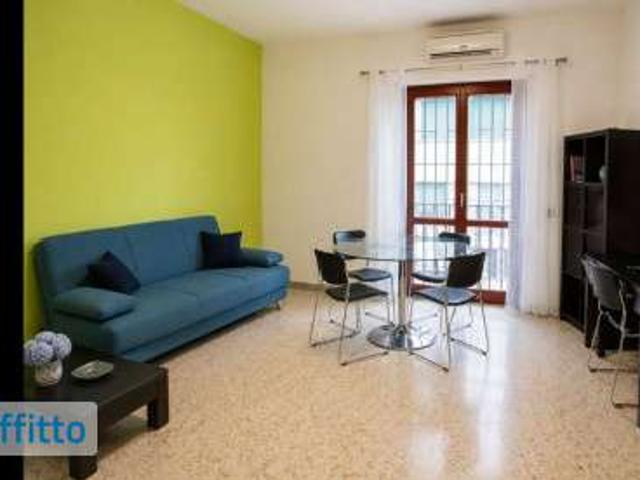 Bilocale arredato Napoli