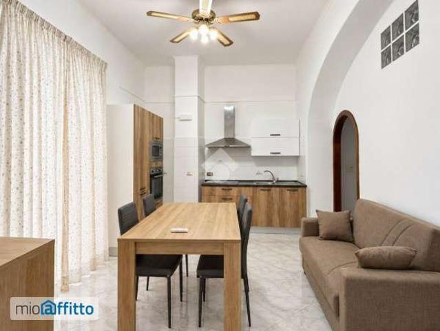 Bilocale arredato Napoli