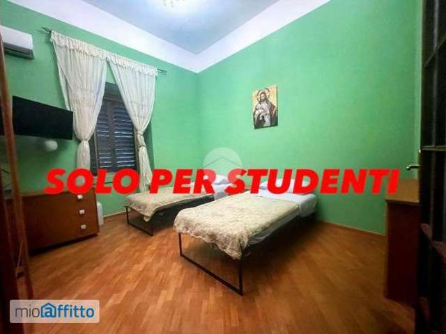 Bilocale arredato Napoli