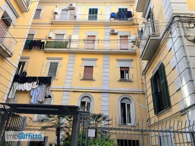 Bilocale arredato Napoli