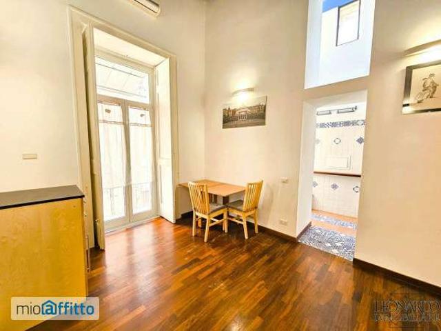Bilocale arredato Napoli