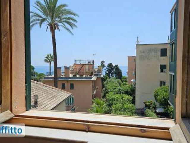 Bilocale arredato Nervi quinto al mare