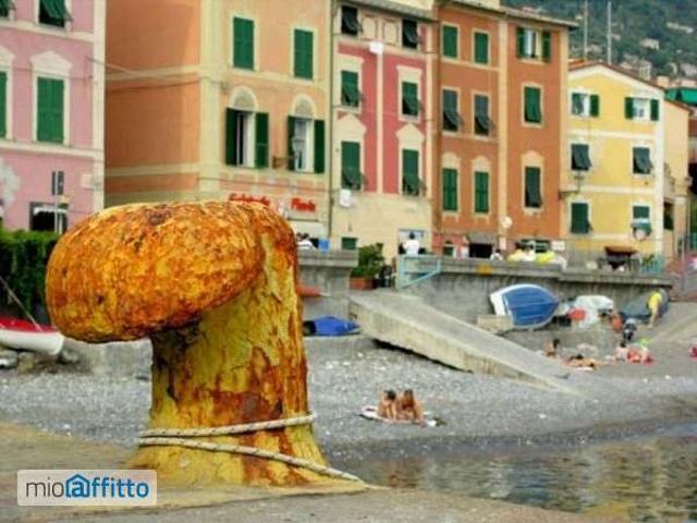 Bilocale arredato Nervi quinto al mare
