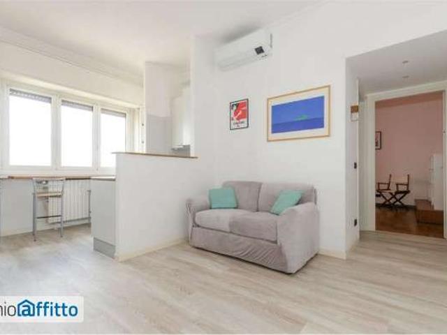 Bilocale arredato P.ta genova, romolo, solari