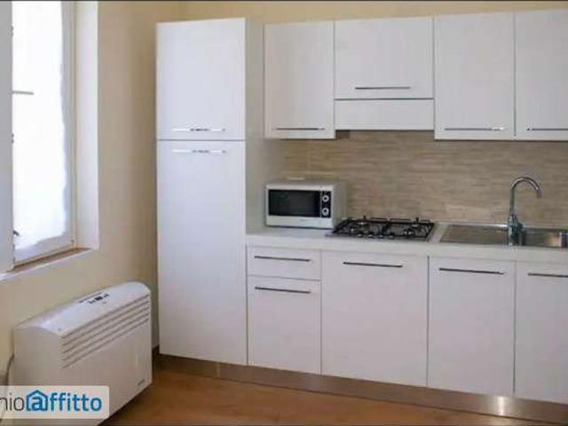 Bilocale arredato P.ta genova, romolo, solari