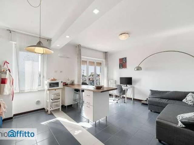 Bilocale arredato P.ta genova, romolo, solari