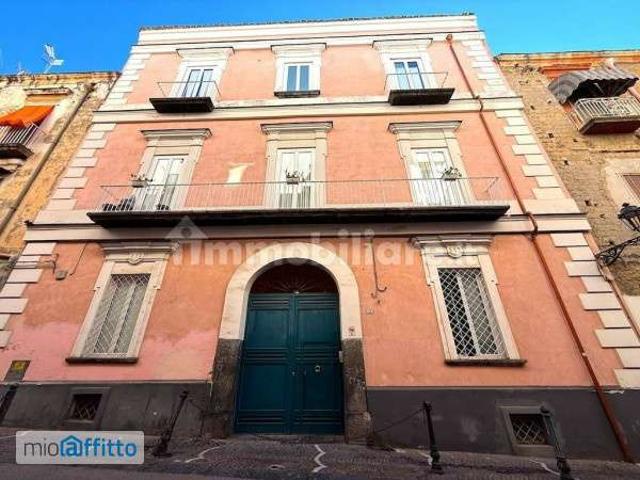 Bilocale arredato Portici